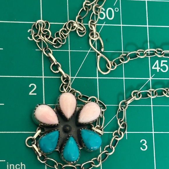 Turquoise pink conch southwestern sterling silver choker necklace - Picture 15 of 16